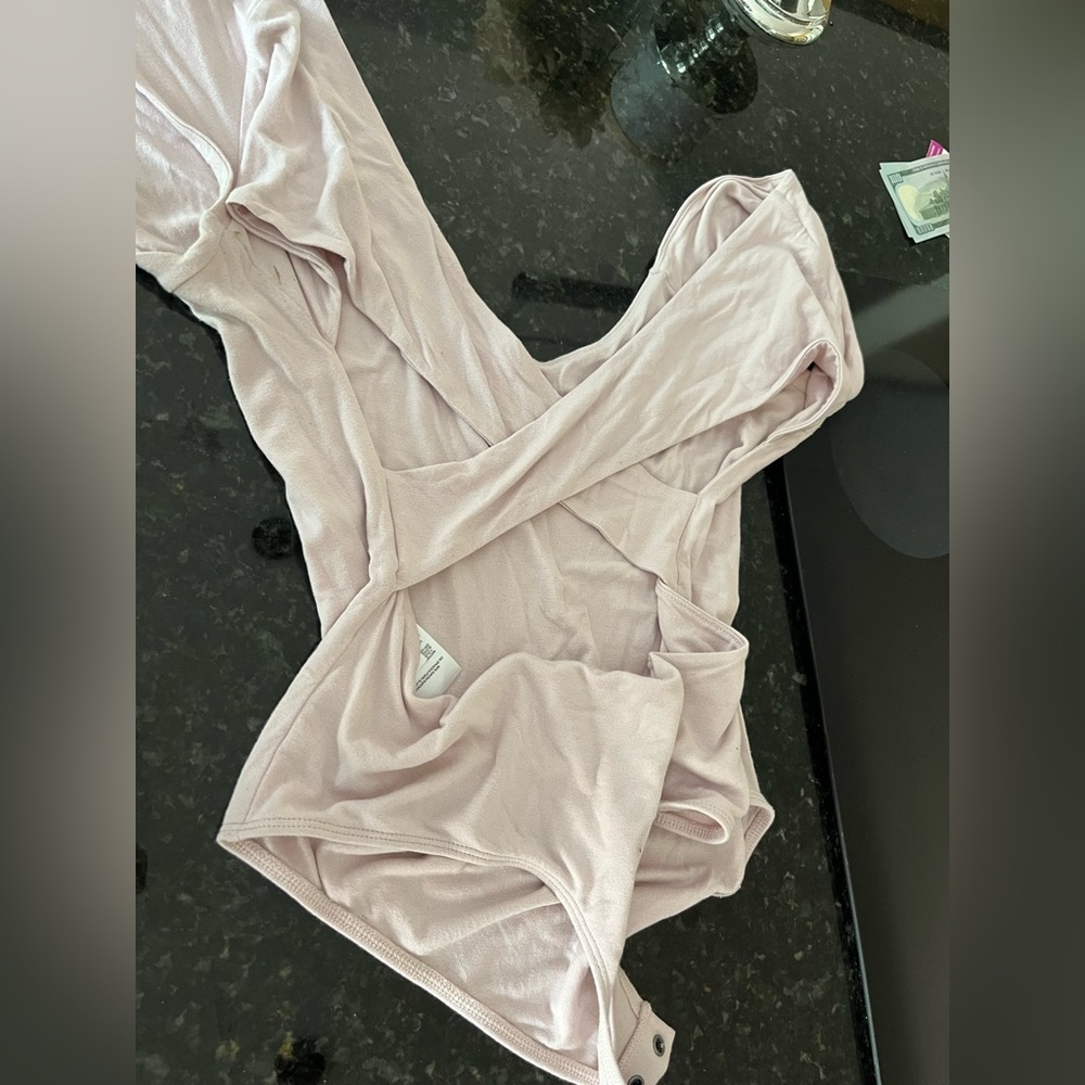 Express light pink cutout criss cross bodysuit short sleeve large